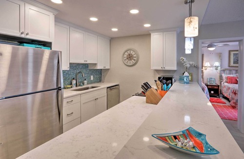 Nazareth Condo | Tropical St. Thomas Resort Getaway w/Pool Access!