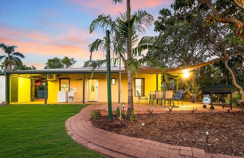 Tiwi House | Tropical Tiwi, a Bali style family villa in Darwin