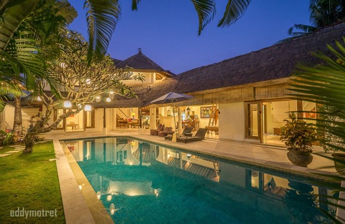 Laksmana Villa | Tropical Villa - Located in the heart of Seminyak