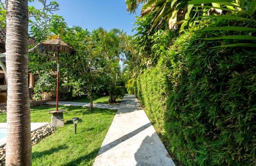 Ungasan Villa | Tropical Villa Matahari - 500sqm private Garden Retreat with large Pool!