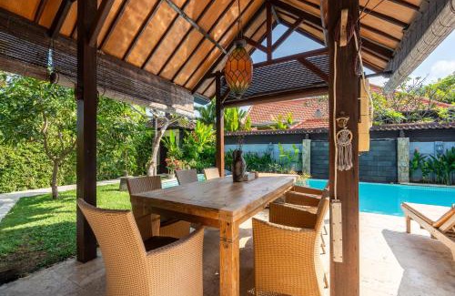 Ungasan Villa | Tropical Villa Matahari - 500sqm private Garden Retreat with large Pool!