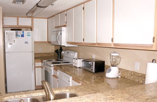 Gulf Shores Condo | Tropical Winds 801 Gulf Shores beachfront with balcony