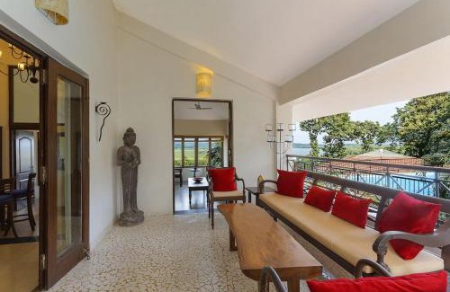 Britona Villa | Tropical Woods 7BR 2Villas Pvt Pool Cook Car
