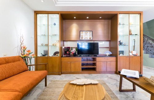 Taman Mutiara House | Tropical-Zen Retreat。12 pax。MRT。东南亚日式休闲风。12人