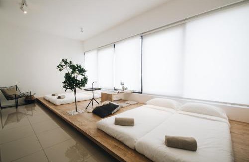 Downtown George Town Apartment | Tropicana 218 MACALISTER