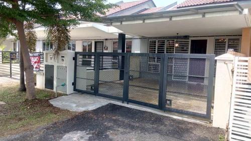 Sepang House | Tropicana Home Concept @ Wabest, KLIA