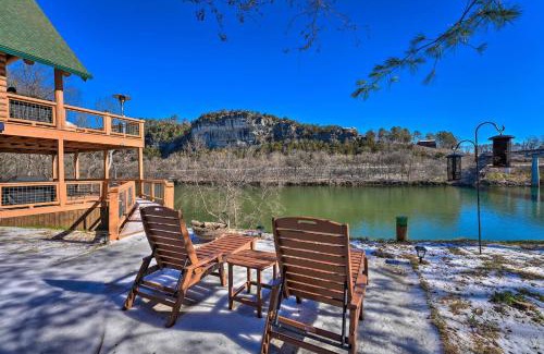 Lone Rock House | Trout Lodge at Two Rivers-White River Cabin