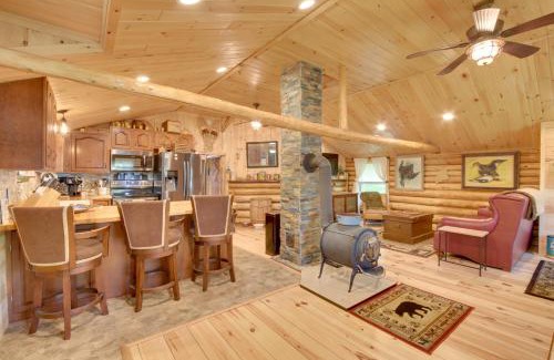 Freedom House | Trout Ponds and Sauna Unique Log Cabin in Freedom