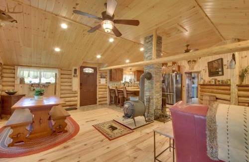 Freedom House | Trout Ponds and Sauna Unique Log Cabin in Freedom