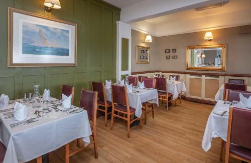 Sandown Hotel | Trouville Hotel by Compass Hospitality