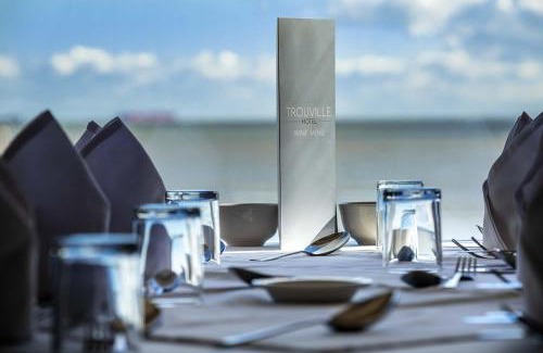 Sandown Hotel | Trouville Hotel by Compass Hospitality