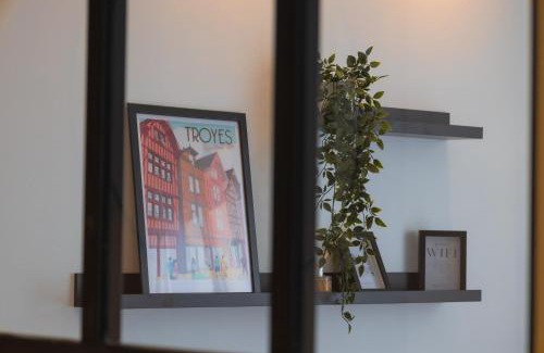 Troyes Apartment | Troyes - Aux pieds du cube