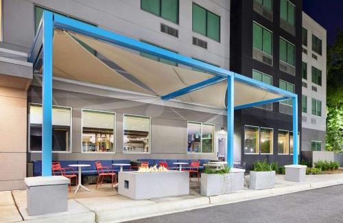 North Charleston Hotel | Tru By Hilton Charleston Airport