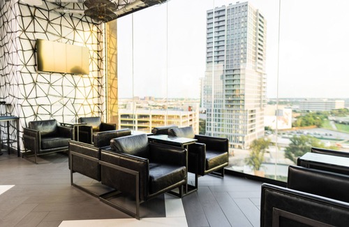 Dallas Design District Hotel | Tru by Hilton Dallas Downtown Market Center