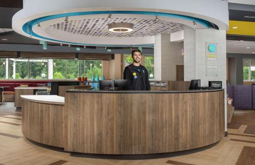 Lake City Hotel | Tru By Hilton Lake City
