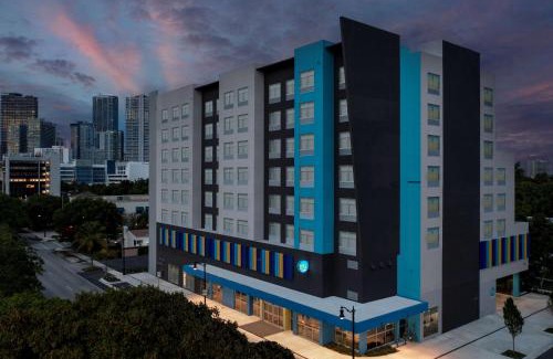 The Roads Hotel | Tru By Hilton Miami West Brickell