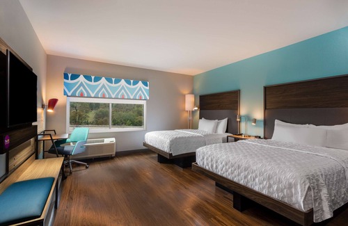 New River Hotel | Tru by Hilton Radford, VA