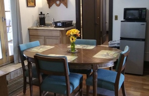 Brady Hotel | Trucountry Inn