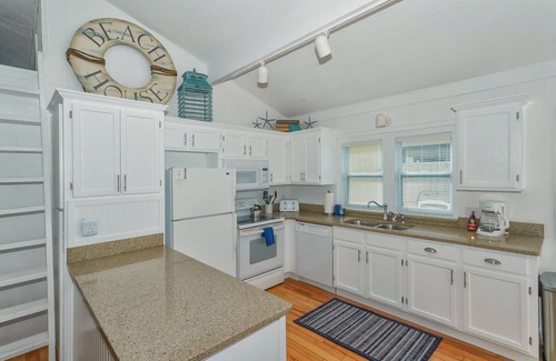 Holmes Beach House | TRUE BEACHFRONT HOME DIRECTLY ON SUGAR WHITE SANDS WITH HEATED POOL - IDYLLIC