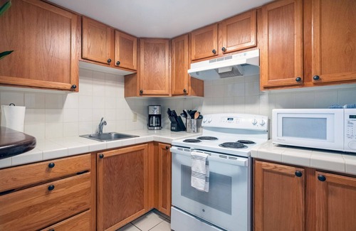 Wainiha Condo | True Beachfront Romance in Quiet Intimate Location - Perfect for Honeymoons!
