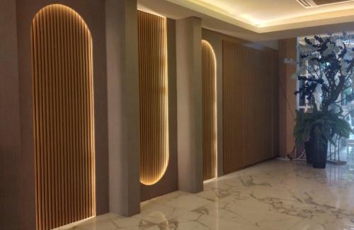Gambir Hotel | True Blue Bunga Bunga Hotel Pasar Baru - Jakarta