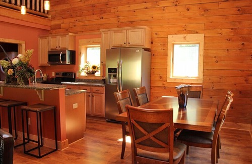Canandaigua Cabin | True Log Cabin Living At Bristol Mountain - Cabin Couture