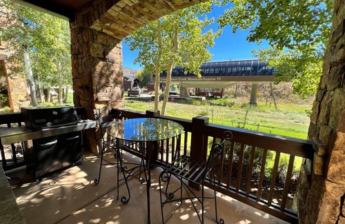 Avon Condo | TRUE SKI-IN/OUT, WIFI, GYM, FIREPLACES, GROUND FLOOR, GRILL, GYM, HOT TUB & POOL