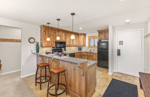 North Park City Condo | True Ski-In/Ski-Out to Park City Mountain Resort!