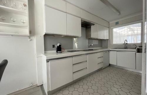 Harlow House | Truehome Close to Stansted Airport