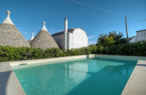 Locorotondo Apartment | Trulli La Piazzetta by Rentbeat