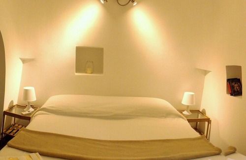 Alberobello House | Trulli of 700" with Private Pool, Air cond, Wi-Fi free.Exclusive use.