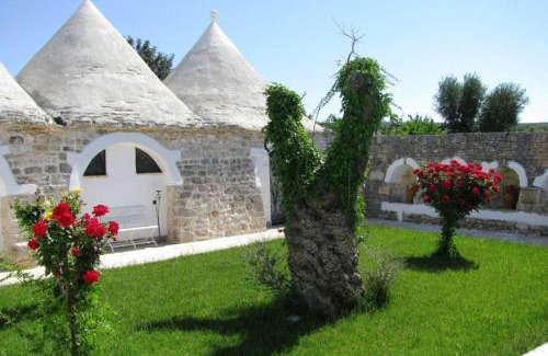 San Vito dei Normanni Villa | Trullo Delle Ginestre Private Pool - Happy Rentals