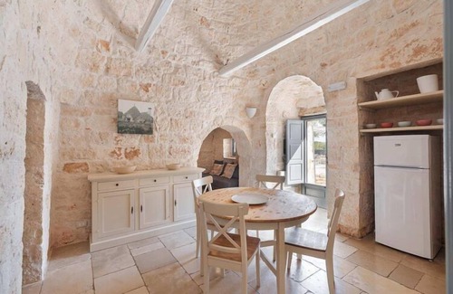 Locorotondo House | Trullo in Locorotondo with Underground Pool