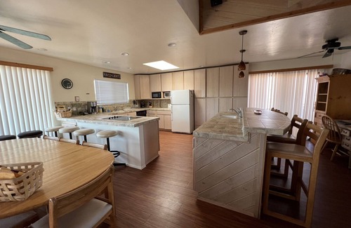 Oak Shores House | Truly Outdoor Living at Lake Nacimiento