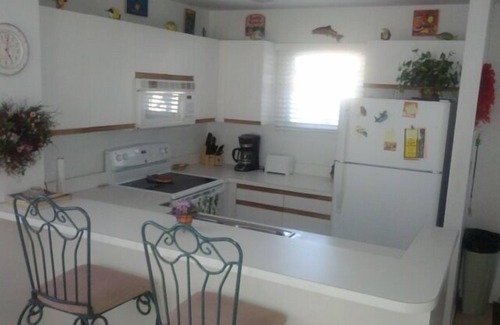 Bahama Village House | Truman Annex - Beautiful Townhome - President's Lane