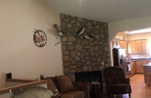 Warsaw Cabin | Truman Lake Vacation Home on 10 Acres, Borders Public Ground