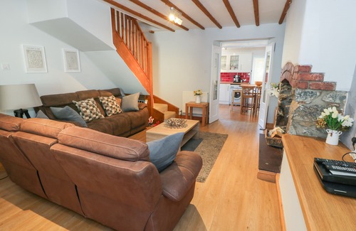 Gallt Y Foel Cottage | TRYFAN, pet friendly, with open fire in Llanberis