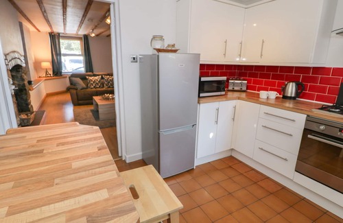 Gallt Y Foel Cottage | TRYFAN, pet friendly, with open fire in Llanberis