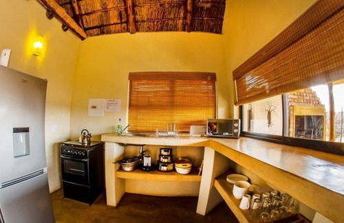 Hammanskraal Cabin | Tshikwalo Game Lodge