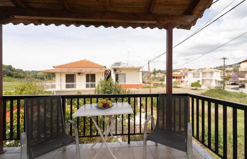 Foinikounta Apartment | Tsimiklis Apartments
