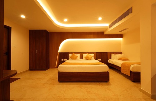 Tiruvannamalai Hotel | TSR Vivitha Grand