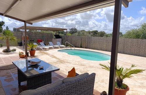 La Carlota House | Tu Casita Rural