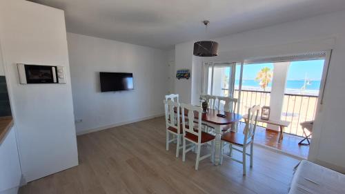Valdelagrana Apartment | TU DENSCANSO EN VALDELAGRANA FRENTE AL MAR