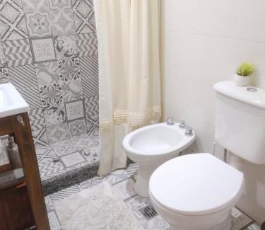 Lomas de Zamora Apartment | Tu espacio en Lomitas con cochera