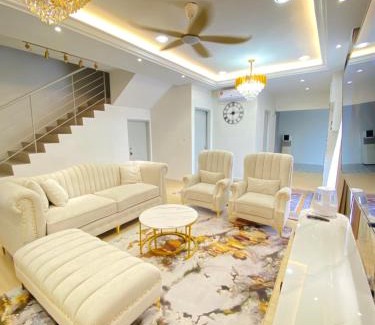 Ijok House | Tuah Homestay & Laman Event