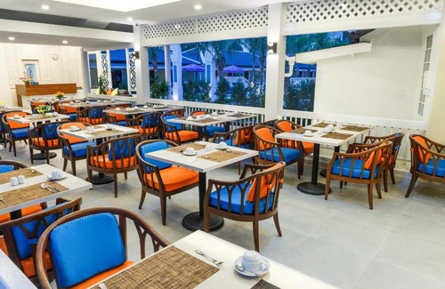 Chalong Resort | Tuana Hotels Brook Pool Access