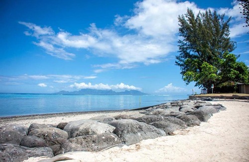 Punaauia House | Tuatahi Beach Lodge