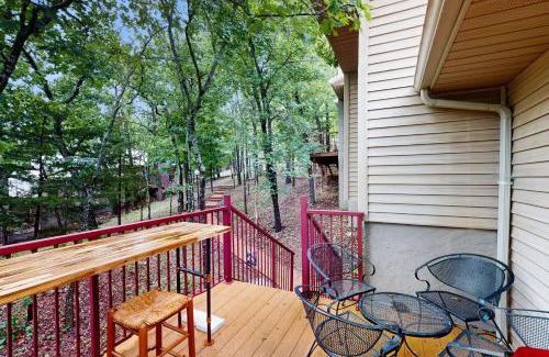 Kimberling City Apartment | Tucked Away Getaway