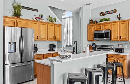 Four Corners Villa | Tucked Away Villa - Your Home Away from Home - Pool Heat incl.