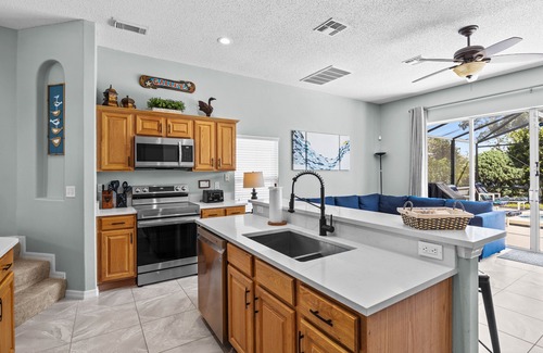 Four Corners Villa | Tucked Away Villa - Your Home Away from Home - Pool Heat incl.